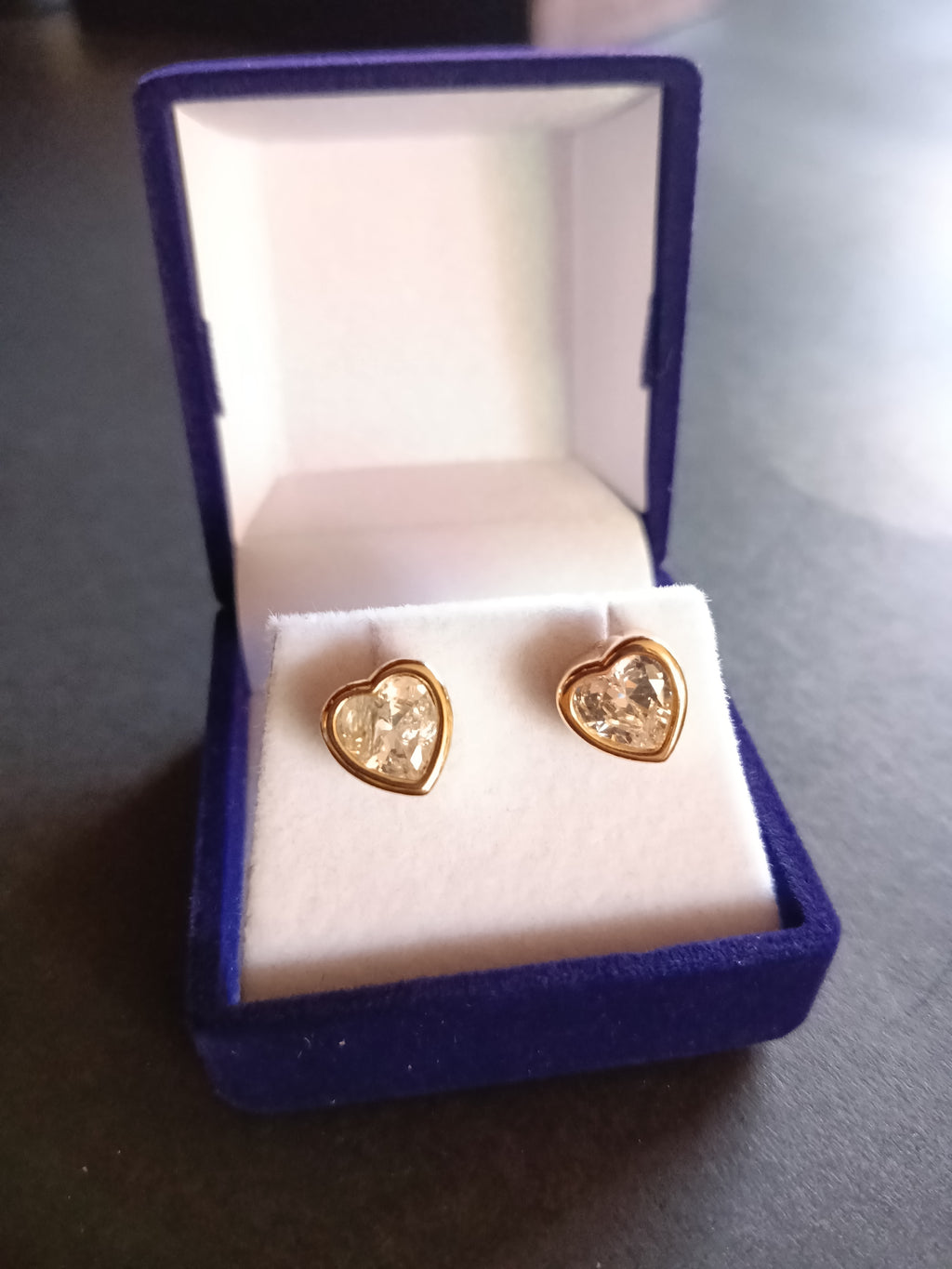 Aros Punto de Luz Corazón - Oro 14K Goldfilled