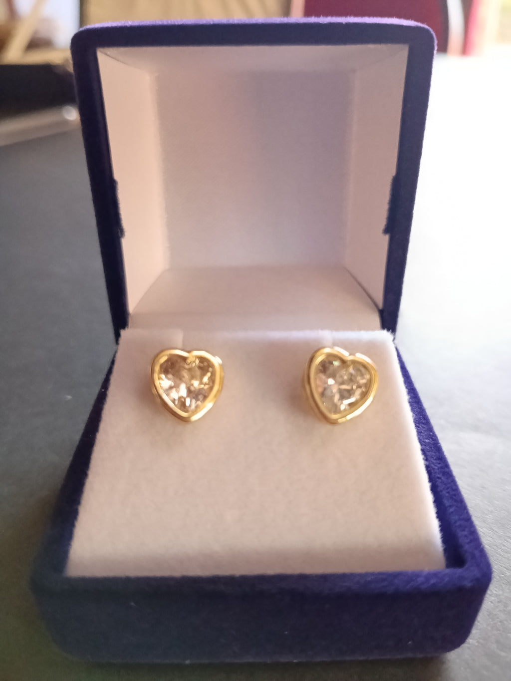 Aros Punto de Luz Corazón - Oro 14K Goldfilled